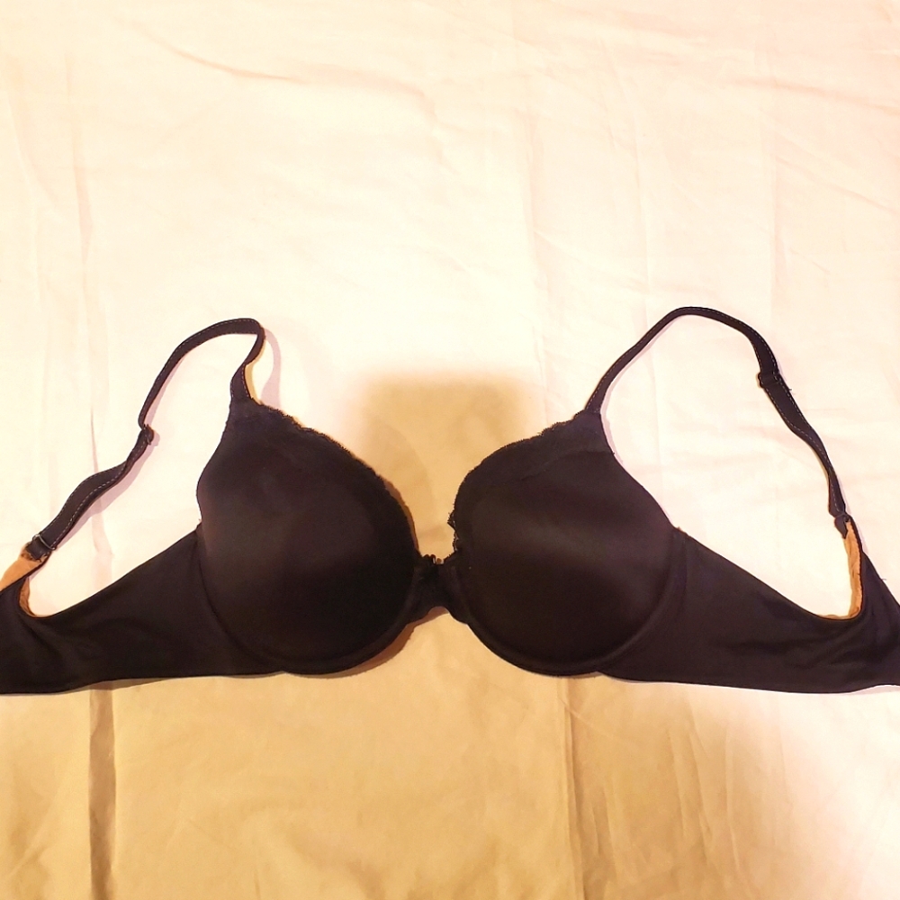Maidenform black bra